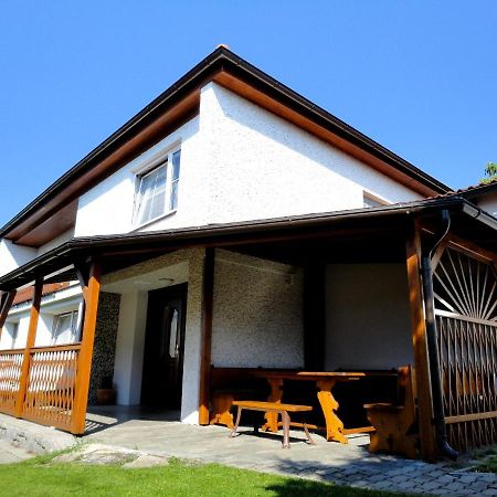 Villa- Caba Kremze Экстерьер фото