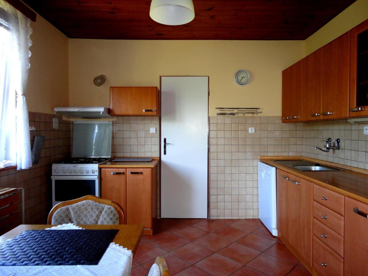 Villa- Caba Kremze Экстерьер фото